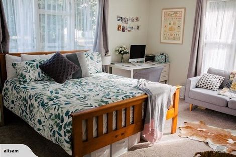 Photo of property in 15 Tasman Street, Havelock North, 4130