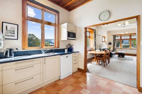 Photo of property in 9 Stone Street, Kenmure, Dunedin, 9011