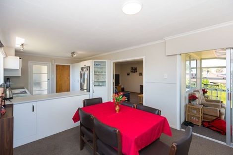 Photo of property in 18 Chesney Street, Bell Block, New Plymouth, 4312