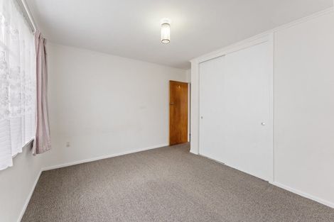 Photo of property in 1/95 Whites Line East, Waiwhetu, Lower Hutt, 5010