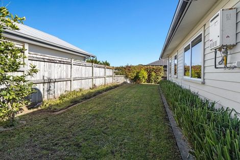 Photo of property in 10 Wentworth Lane, Waiwhakaiho, New Plymouth, 4312