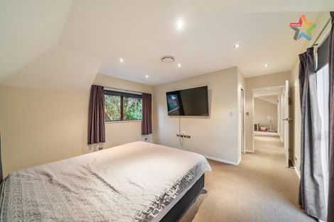 Photo of property in 2a Burke Grove, Naenae, Lower Hutt, 5011