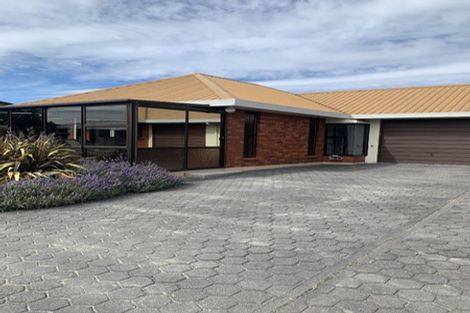 Photo of property in 1 Beresford Street, Alexandra, 9320