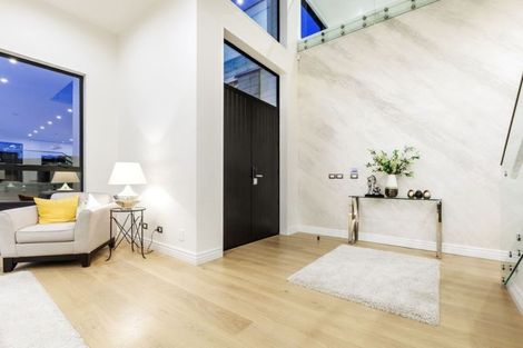 Photo of property in 42 Fernhill Way, Oteha, Auckland, 0632