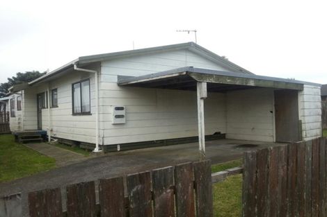 Photo of property in 2/18 Templeton Place, Clendon Park, Auckland, 2103