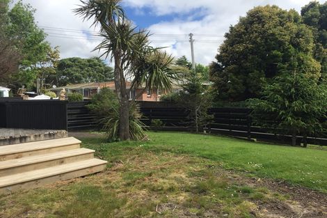 Photo of property in 17a Grande Vue Road, Hillpark, Auckland, 2102