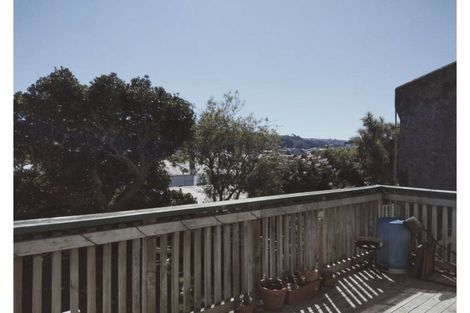 Photo of property in 16 Hiropi Street, Newtown, Wellington, 6021