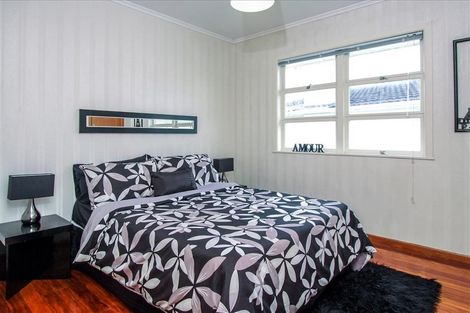 Photo of property in 9 Dundee Place, Blockhouse Bay, Auckland, 0600