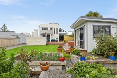 Photo of property in 34 The Esplanade, Westshore, Napier, 4110