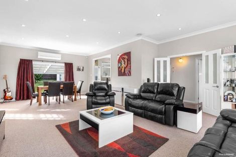 Photo of property in 10 Matatea Avenue, Pukekohe, 2120