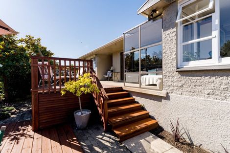 Photo of property in 72 Martin Road, Fairfield, Dunedin, 9018