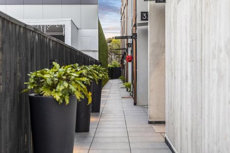 Photo of property in Sugar Lane Apartments, 3/31 Rawene Road, Birkenhead, Auckland, 0626