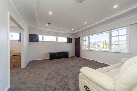 Photo of property in 3 Joseph Grove, Elderslea, Upper Hutt, 5018