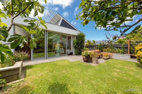 Photo of property in 10 Wright Street, Mount Cook, Wellington, 6021