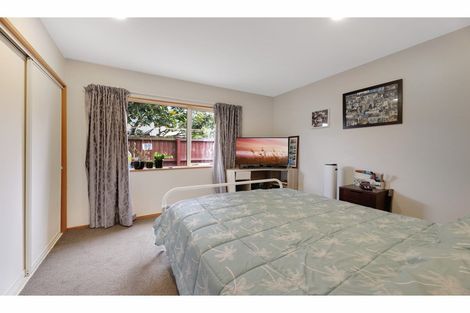 Photo of property in 22 Mervyn Drive, Avondale, Christchurch, 8061