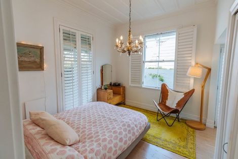 Photo of property in 26 Church Street, Devonport, Auckland, 0624