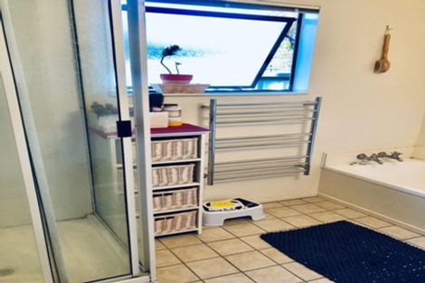 Photo of property in 1c Blackett Crescent, Meadowbank, Auckland, 1072