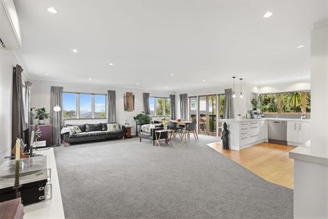 Photo of property in 235a Titirangi Road, Titirangi, Auckland, 0604