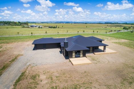 Photo of property in 167 Spur Road West, Colyton, Feilding, 4775
