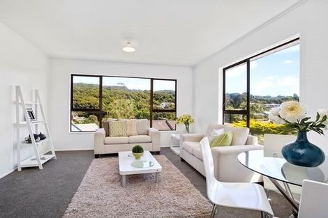 Photo of property in 49a Albatross Close, Whitby, Porirua, 5024