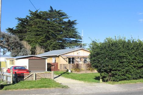 Photo of property in 561 Waitarere Beach Road, Waitarere Beach, Levin, 5510