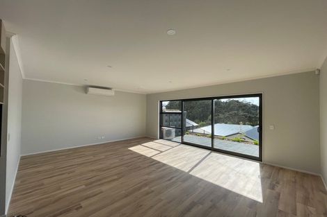 Photo of property in 23 William Calvert Drive, Swanson, Auckland, 0614