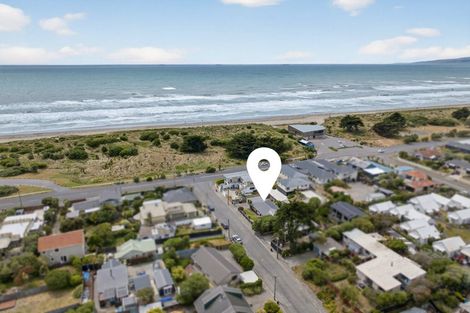 Photo of property in 3 Drake Street, New Brighton, Christchurch, 8061