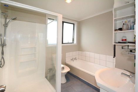 Photo of property in 4 Milford Avenue, Calton Hill, Dunedin, 9012