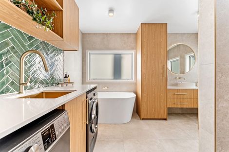 Photo of property in 63 Ardern Avenue, Stanmore Bay, Whangaparaoa, 0932