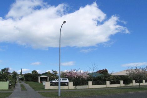 Photo of property in 11 Arthur Crescent, Hilltop, Taupo, 3330