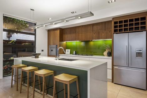 Photo of property in 48a Sunny Brae Crescent, Westmere, Auckland, 1022