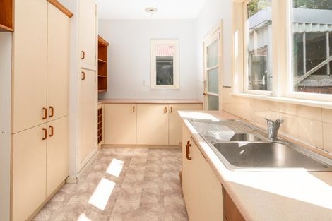 Photo of property in 36 Tavistock Road, Melrose, Wellington, 6023