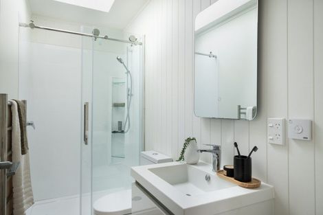 Photo of property in 74e Gibbons Street, Ebdentown, Upper Hutt, 5018