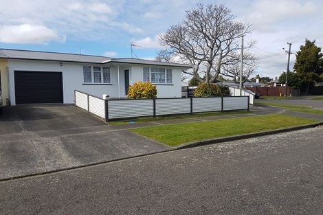 Photo of property in 10 Mcdonald Place, Awapuni, Palmerston North, 4412