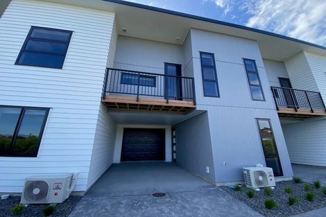 Photo of property in 14 Equine Way, Brookfield, 3110