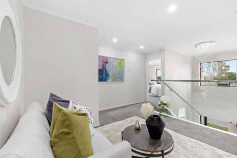 Photo of property in 24 Reelick Avenue, Pakuranga Heights, Auckland, 2010