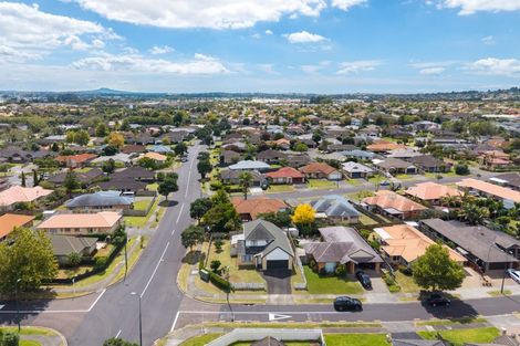 Photo of property in 2 Erne Crescent, East Tamaki, Auckland, 2016