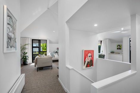 Photo of property in 2/21 Hauraki Road, Hauraki, Auckland, 0622