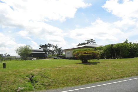 Photo of property in 109a Riverhead Road, Kumeu, 0892