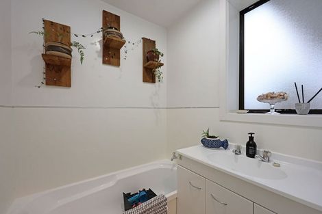 Photo of property in 5 Nore Street, Oamaru North, Oamaru, 9400