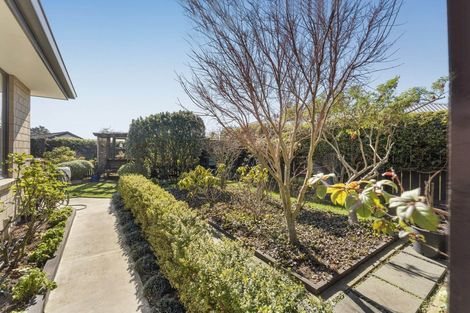 Photo of property in 53 Alberta Road, Glen Avon, New Plymouth, 4312