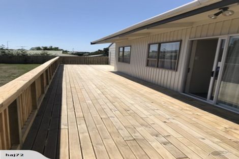 Photo of property in 18 Hicks Crescent, Waikanae Beach, Waikanae, 5036