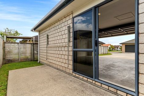 Photo of property in 5/100 Millers Road, Brookfield, Tauranga, 3110