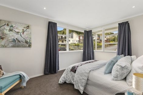 Photo of property in 16 Lord Street, Stokes Valley, Lower Hutt, 5019