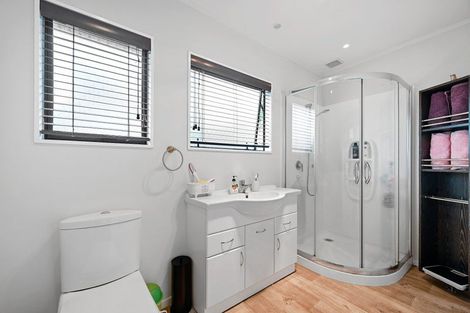 Photo of property in 11 Garland Drive, St Andrews, Hamilton, 3200