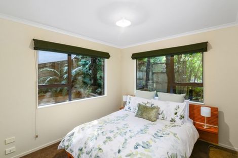 Photo of property in 6 Ridge Road, Lake Okareka, Rotorua, 3076