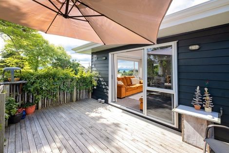 Photo of property in 6 Wellwood Terrace, Te Awanga, 4102