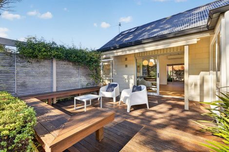 Photo of property in 166 Ilam Road, Ilam, Christchurch, 8041