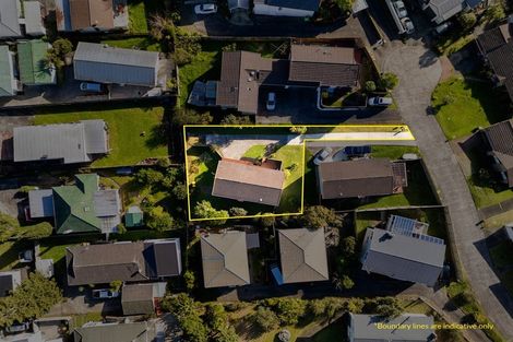 Photo of property in 2/4 Clare Place, Glenfield, Auckland, 0629