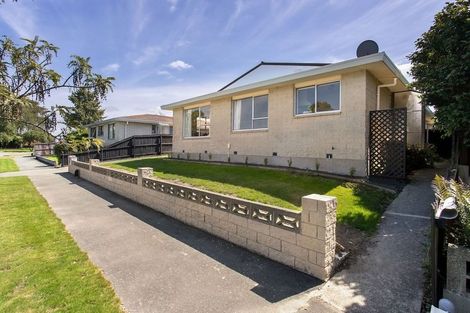 Photo of property in 20 Chipping Lane, Redwood, Christchurch, 8051